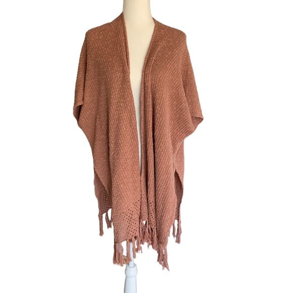 Bohemian Shawl with Frayed Trim Pink Color - Picture 5 of 6